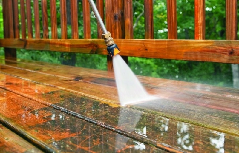 Difference Between Pressure Washer and Power Washer