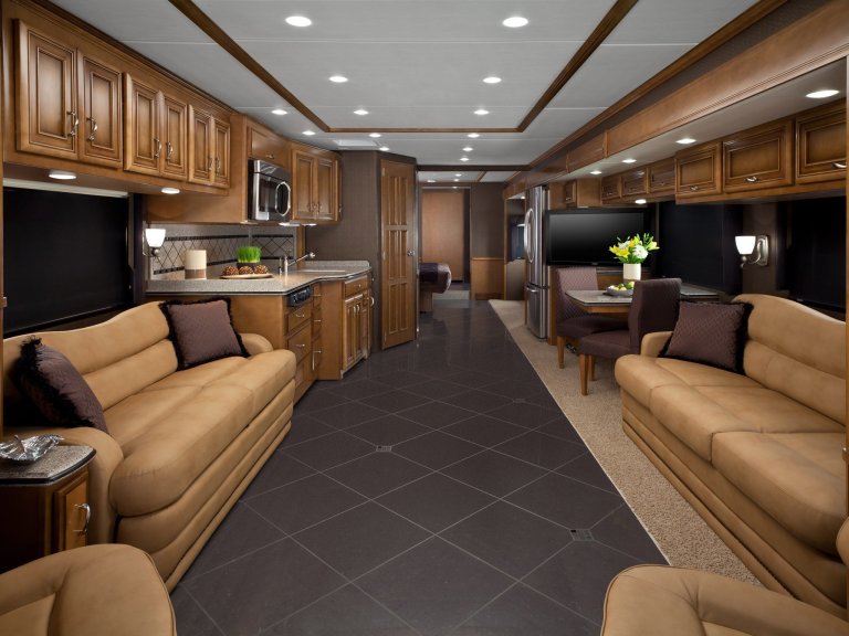 Is It Easier to Paint or Wallpaper the Interior of An RV?